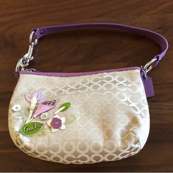 Coach Handbags - Coach Y2K Japan Exclusive Op Art Floral Appliqué bag NWOT